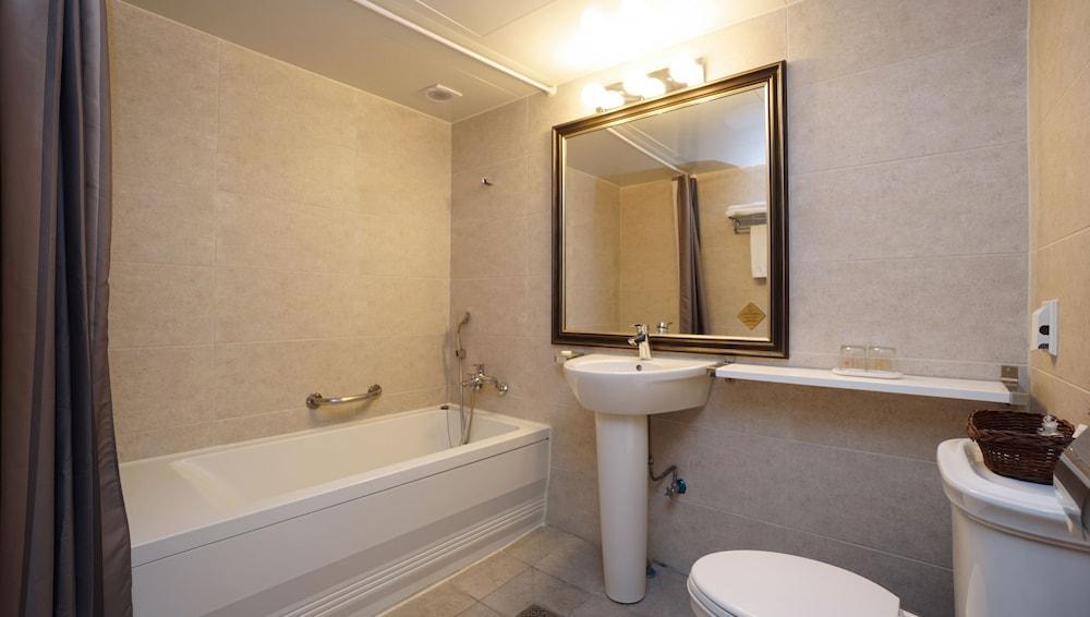 Crown Insadong Hotell Seoul Exteriör bild